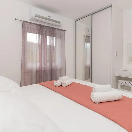 Hill Stars, Makarska- Slivno Villa *